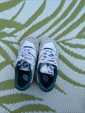New Balance Kids White and Teal Low-Top Sneakers